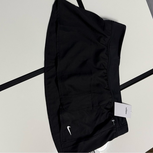 Nike Women's Black Athletic Shorts - Picture 9 of 9